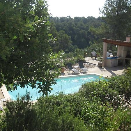 Les Hauts Des Materonnes Tourves 外观 照片