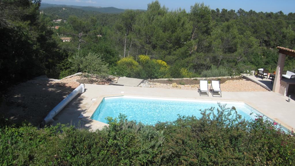 Les Hauts Des Materonnes Tourves 外观 照片