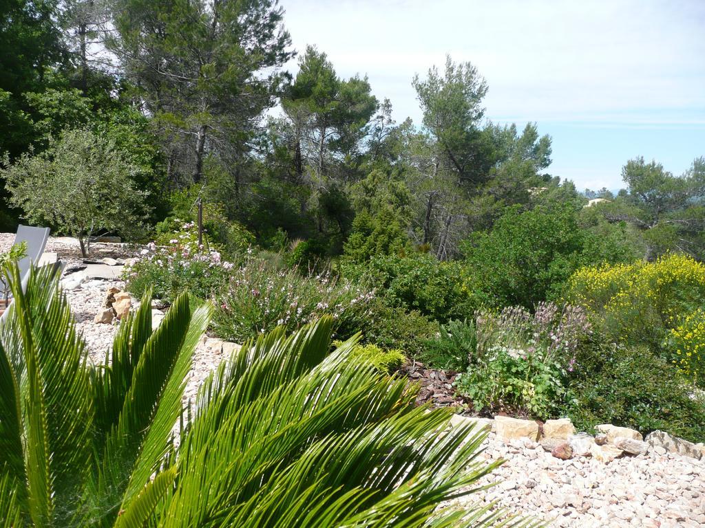 Les Hauts Des Materonnes Tourves 外观 照片